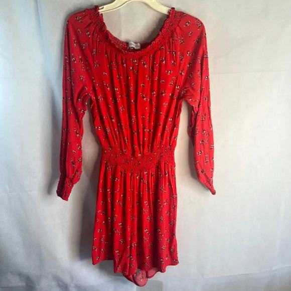 Kendall & Kylie Long Sleeve Red Cherry Blossom Romper Size Large - Picture 10 of 10